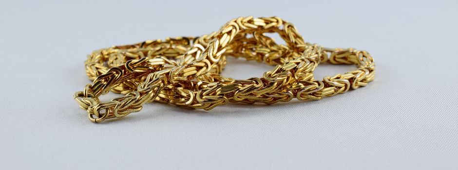 Mainzer mit „Autobahn-Gold“-Masche betrogen