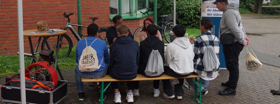Erster Schritt Richtung Berufswelt – Karrieretag an der Alfred-Delp-Realschule (mit Video)