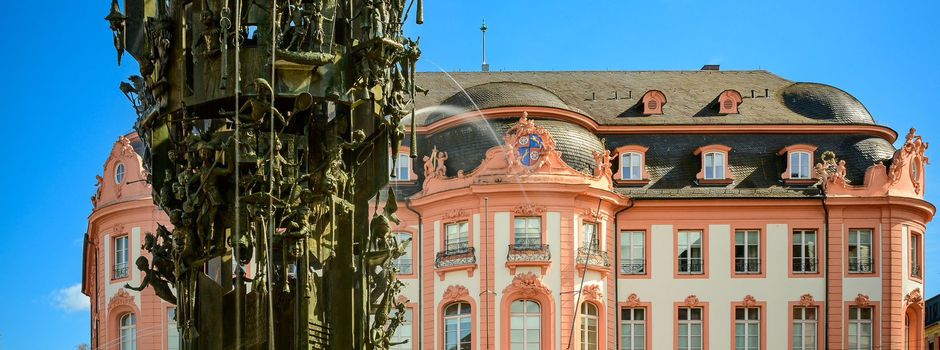 Mitten in Mainz: Mann packt am hellichten Tag seinen Penis aus