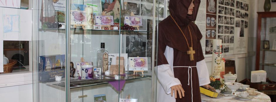 Einladung zur Ausstellungseröffnung ins Heimatmuseum Ziesar
auf dem Wirtschaftshof der Burg Ziesar
„Burgen und Schlösser sowie Kirchen, Dome und Klöster
auf 0 Euro-Souvenir-Scheinen“