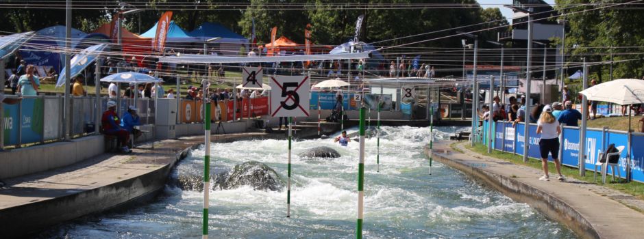 Bildergalerie: So war die Kanuslalom-WM am Eiskanal in Augsburg