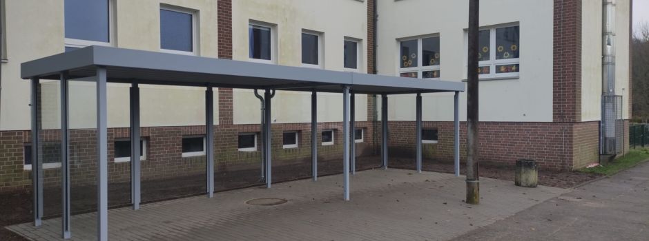 Fahrgastunterstand Grundschule Gresse
