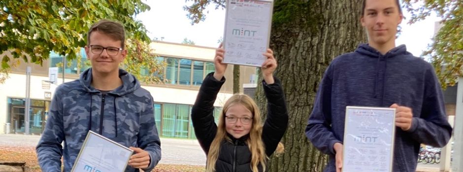 Von-Zumbusch-Gesamtschule erhält das Siegel „MINTfreundliche Schule“ zum wiederholten Mal