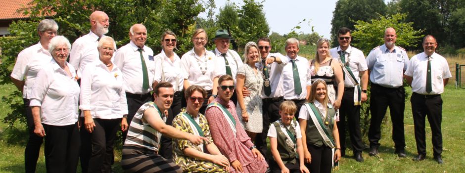 Trotz heißer Temperaturen starke Beteiligung auf dem Schützenplatz