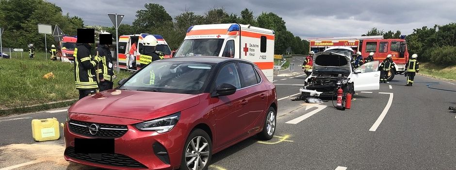 Drei Verletzte bei Unfall auf B9