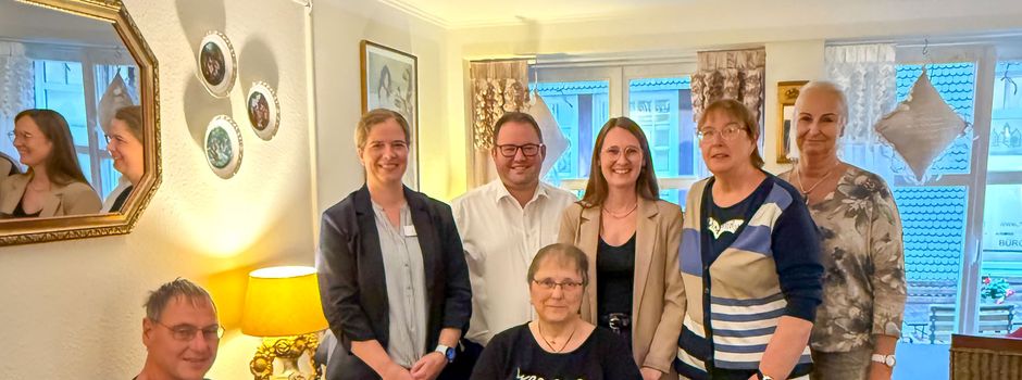Stadt Grünberg verabschiedet Brigitte Hofmann und Hans-Georg Klös in den Ruhestand