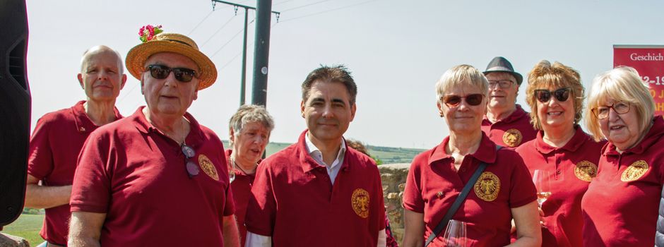 Geschichtsverein Nierstein: 60 Jahre Städtepartnerschaft: Begegnung  mit der Delegation aus Gevrey-Chambertin