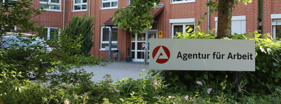 „Leichte Aufwärtsbewegung auf dem Arbeitsmarkt spürbar“