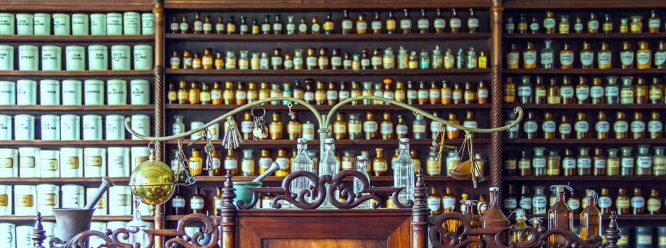 Apotheke St. Antonius liefert mit Boxbote Medikamente