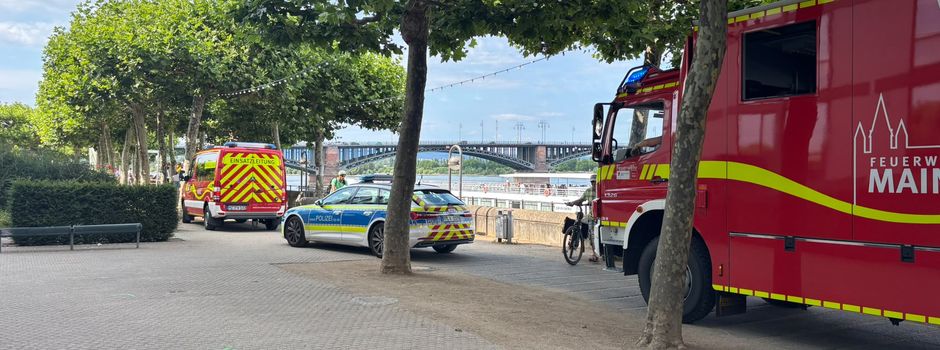 Großeinsatz auf dem Rhein: Herrenloses Stand-Up-Paddle gemeldet
