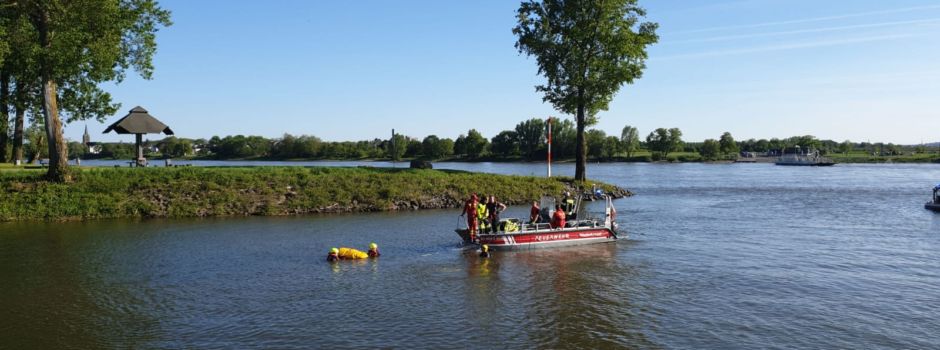 PKW im Rhein: Fahrer begang Suizid.