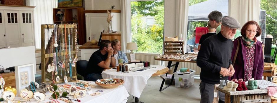 Kreativ- und Handwerkermarkt im und ums Naturmöbelhaus: Ein voller Erfolg