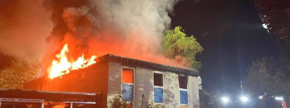 Brand am Sportpark in Empelde
