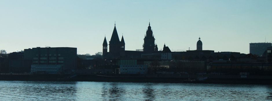 Warum darf ich einen anderen Haushalt nicht gemeinsam mit meinem Lebenspartner besuchen?