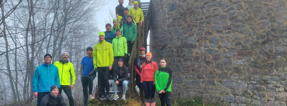 Viel Nebel beim Weihnachtslauf zur Ruine
