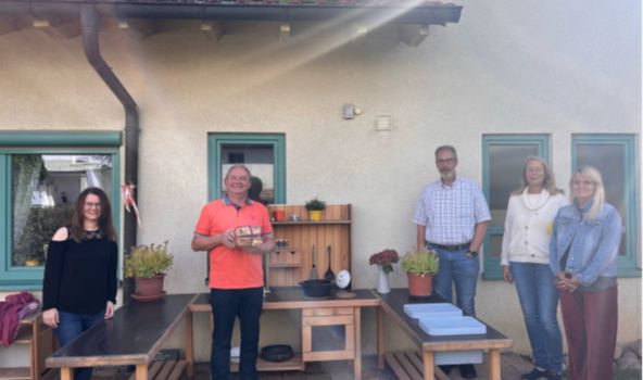 Neue Matschküche für den Kindergarten Sonnenschein 