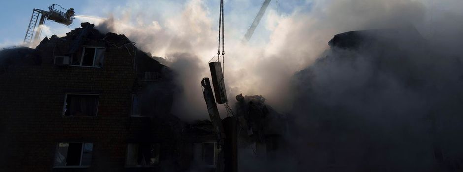 Russischer Luftangriff erschüttert vage Friedenshoffnungen