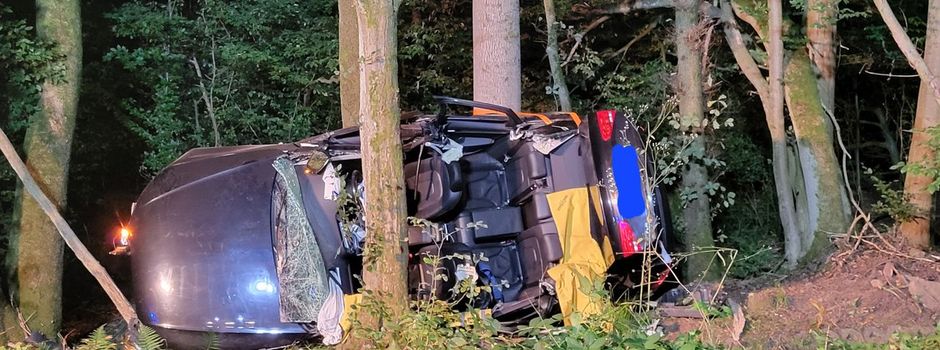 Tödlicher Unfall in Nordhessen: Zwei Ehepaare sterben