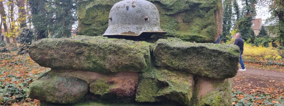Gedenken zum Volkstrauertag auf dem alten Friedhof
