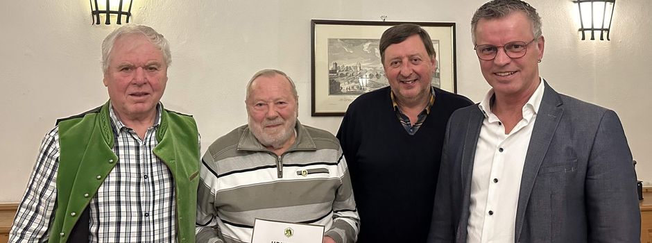 Imker ernennen Gerhard Siegert zum Ehrenvorsitzenden
