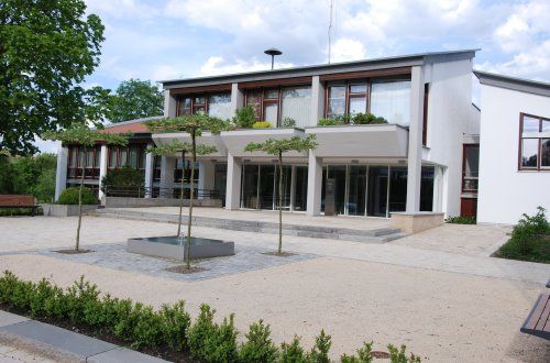 Mensa-Chips ab sofort auch im Rathaus erhältlich