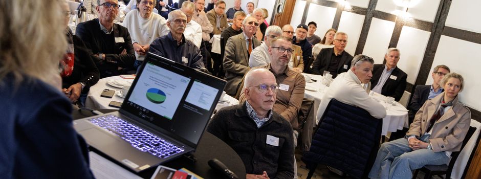 „Netzwerken mit Fairwayblick“: Unternehmertreffen in Lotte