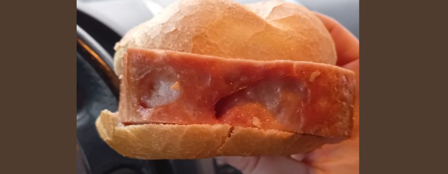 Fleischkäse-Brötchen am Steuer: So reagiert der Handy-Blitzer