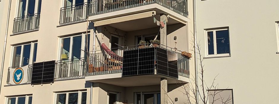 Immer beliebter: Die Förderung von „Balkonkraftwerken“