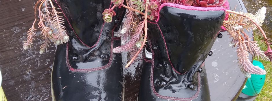 Gartenflohmarkt trotz Regen