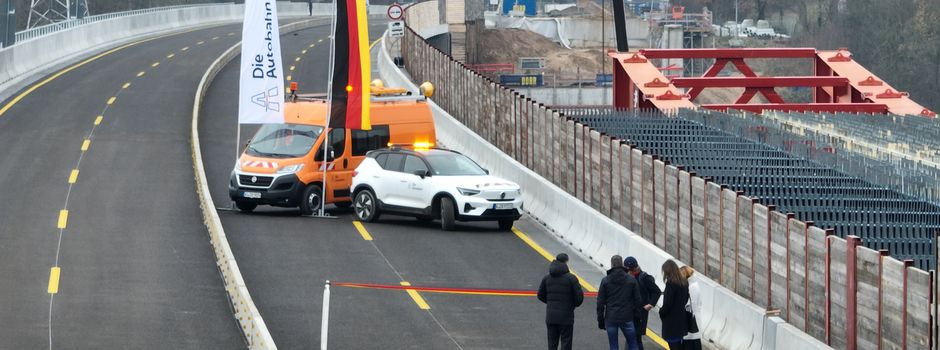 Salzbachtalbrücke für den Verkehr freigegeben