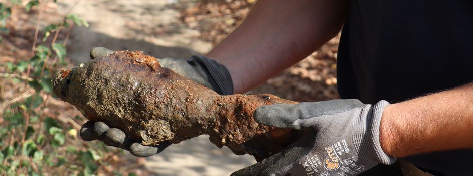 Lülsdorf: Gefährliches Weltkriegsrelikt aus dem Rhein geborgen