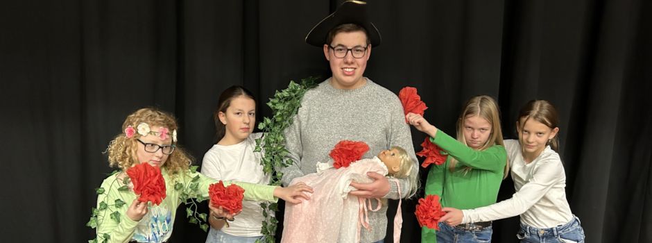 „Dornröschen“ in der Aula