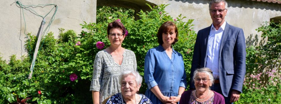 Augusta Freimuth feiert 90. Geburtstag bei guter Gesundheit