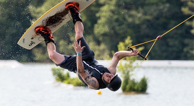 Stand-Up-Paddling, Wasserski und Wakeboard in Augsburg