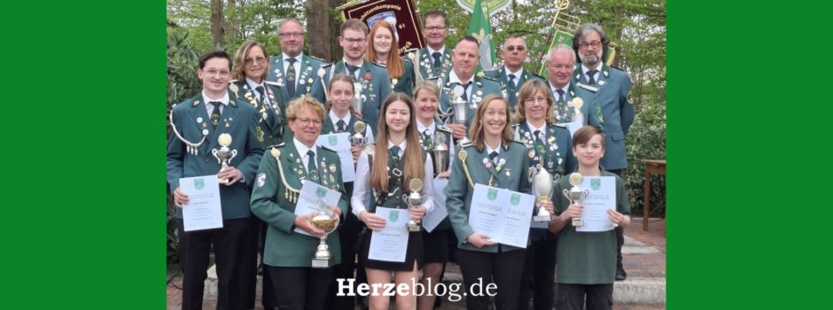 Herzebrocker Schützengilde eröffnet traditionsreich die Schützensaison