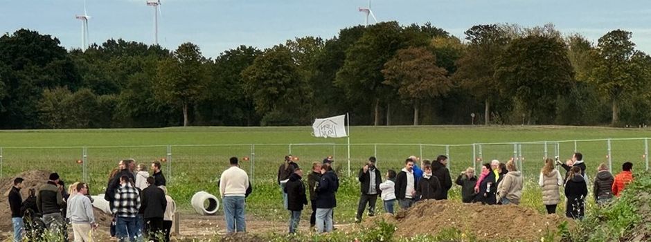 Großes Interesse bei der Baustellenbesichtigung Up’n Kuk