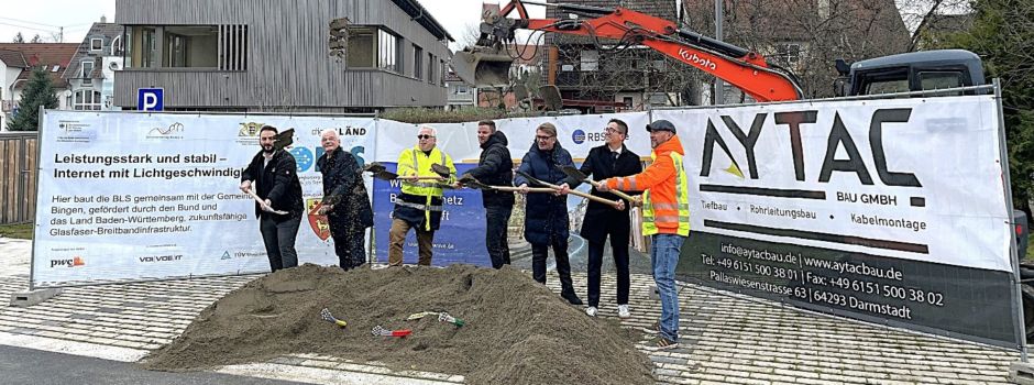 Spatenstich zum Breitbandausbau