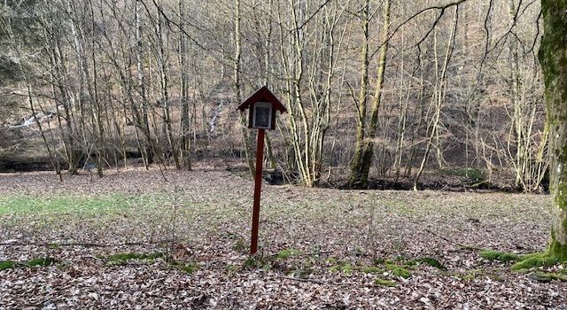 Kreuzweg am Lorscheider Bach