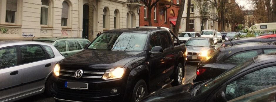 „Elterntaxis“ in Wiesbaden: Hunderte Fahrer rasen an Schulen vorbei