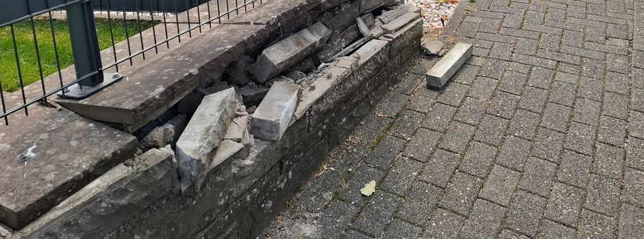 Zeugenaufruf nach Fahrerflucht in der Schulstraße