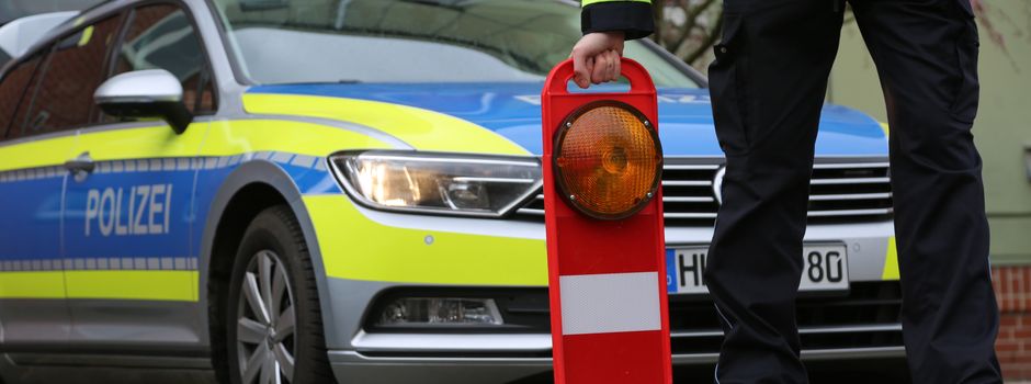 Lkw rollt in Soltau in parkende Fahrzeuge - rund 30.000 Euro Schaden