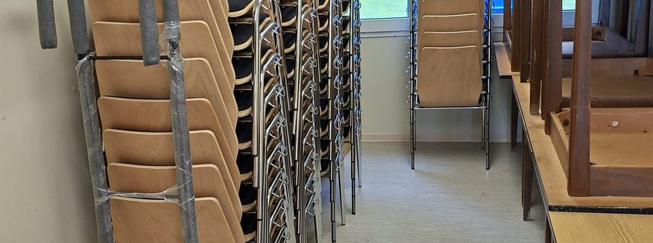 Fiedhofshalle und Grillhütte erhalten neue Bestuhlung

