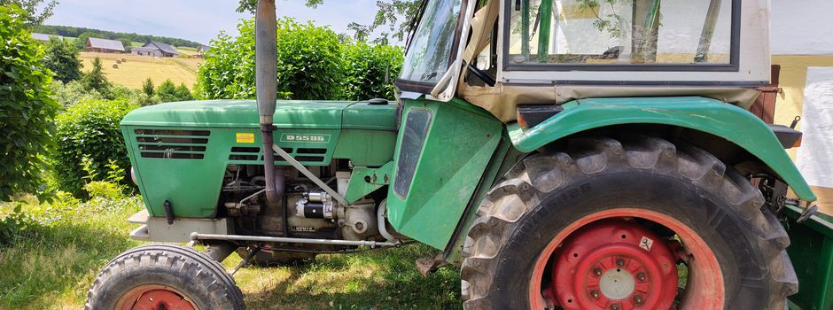 Gemeindetraktor Deutz 5506 zu verkaufen