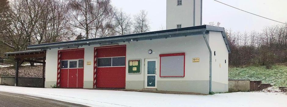 Parken am Feuerwehrgerätehaus! Bitte beachten Sie die angebrachten Parkverbotsschilder!