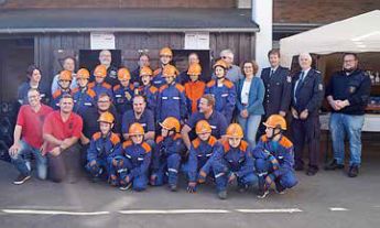 Indienststellung der Jugendfeuerwehr Kroppacher Schweiz