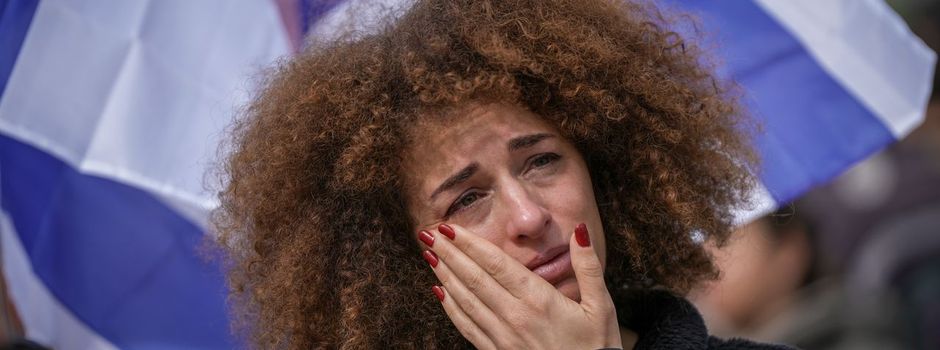 Hamas übergibt tote israelische Geiseln