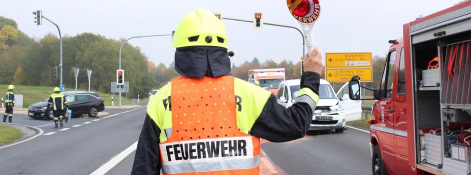Vollsperrung in Andernach: Motorradfahrer bei Frontalcrash verletzt