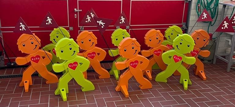 Achtung spielende Kinder: Neue StreetBuddys in Kollig