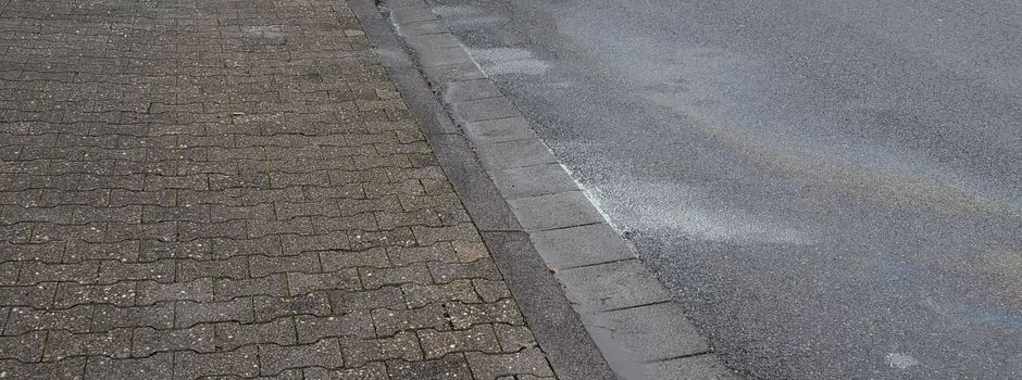 Ölspur Staatsrat-Schamb-Straße