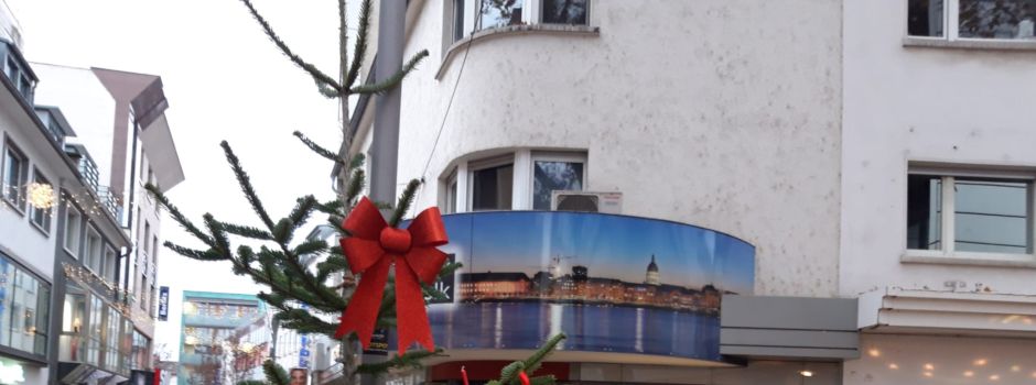 Weihnachtsbaum-Aktion in der Innenstadt – Kritik an Stadt Mainz